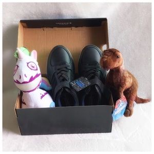 Skechers boys sneakers. New in box. Size 2